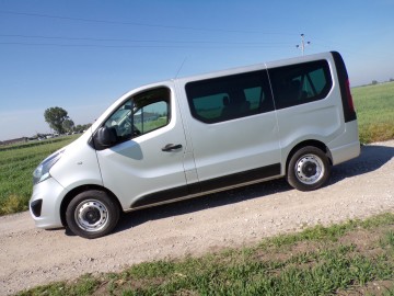 OPEL VIVARO 1.6 TDCI Z NIEMIEC 9-OSOBOWY ZAMIANA