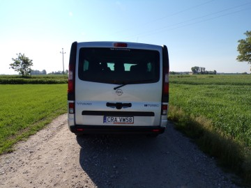 OPEL VIVARO 1.6 TDCI Z NIEMIEC 9-OSOBOWY ZAMIANA