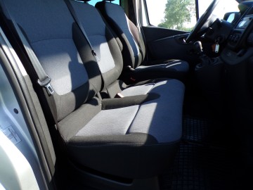 OPEL VIVARO 1.6 TDCI Z NIEMIEC 9-OSOBOWY ZAMIANA