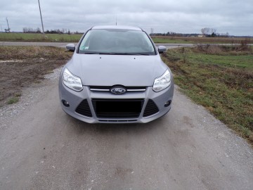 FORD FOCUS 1.6 TDCINAVI ZAMIANA