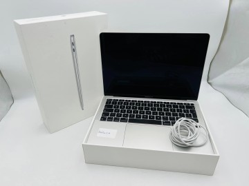 Laptop APPLE MacBook Air 13.3" 8/256 GB UWAGA