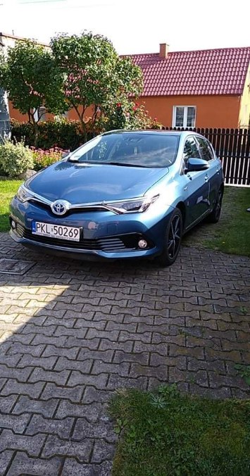 Toyota Auris hybrid 2017