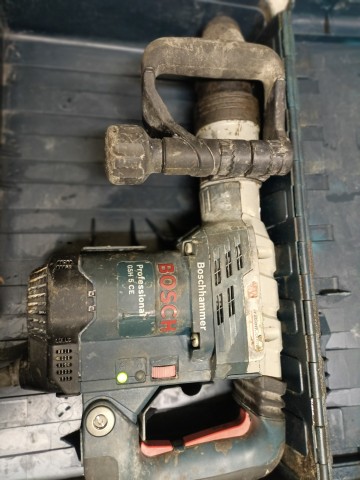 Młot udarowy Bosch GSH 5 CE