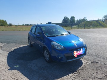 Sprzedam Renault Clio 1,2 75 koni 2010 rok klimatronik gaz