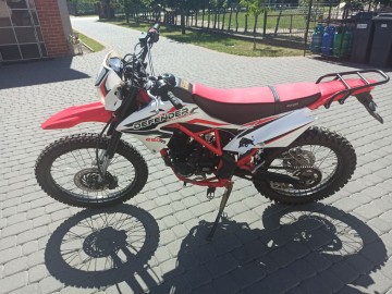 Cross Defender 250