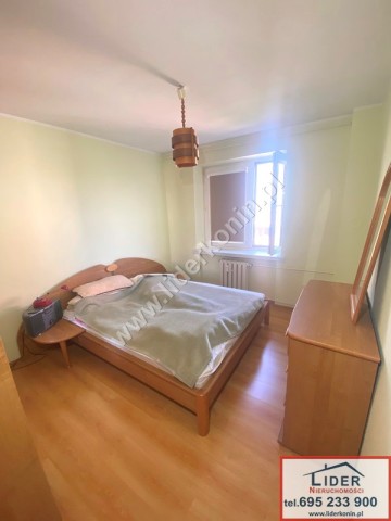 Sprzedam mieszkanie- 3 pokoje- balkon- Konin, Chorzeń