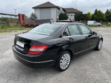 Mercedes C 1.8 BENZYNA Klimatronik Xenon Szyberdach Skóry