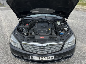 Mercedes C 1.8 BENZYNA Klimatronik Xenon Szyberdach Skóry