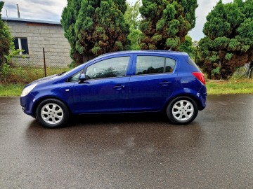 Opel Corsa D 1.2 PP 80 km 2009 rok