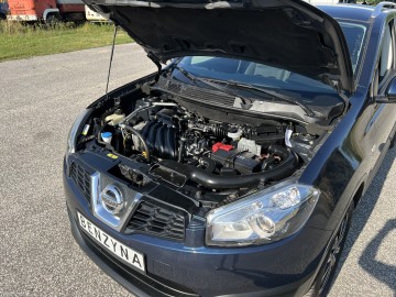 Nissan Qashqai 1.6 BENZYNA Klimatronik Nawigacja Kamera HAK