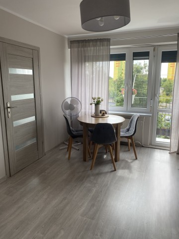 Mieszkanie 48 m² na 4. piętrze – Nowoczesny komfort, Sosnowa