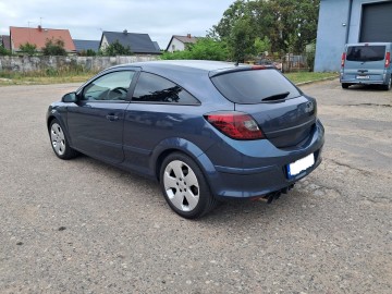 Opel ASTRA H 1.4 GTC 90 KM rok 2008