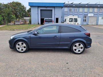 Opel ASTRA H 1.4 GTC 90 KM rok 2008