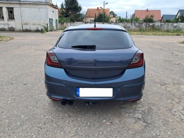 Opel ASTRA H 1.4 GTC 90 KM rok 2008