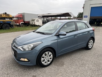 Hyundai i20 1.25 BENZYNA Klimatyzacja Czujniki Parkowania