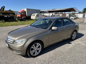 Mercedes C 1.8 BENZYNA Klimatronik AVANTGARDE Parktronik