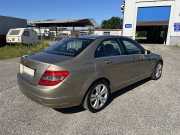 Mercedes C 1.8 BENZYNA Klimatronik AVANTGARDE Parktronik