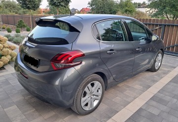 Peugeot 208 1.6 blue HDI rok 2016