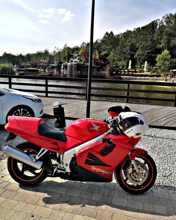 Honda vfr 750 rc 36