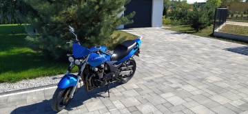 Kawasaki ZR7 750cm3