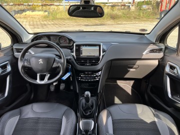 Peugeot 2008 1.2 BENZYNA Klimatronik Navi Ledy Tempomat TOP