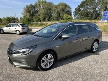 Opel Astra 1.4 BENZYNA Klimatronik Tempomat Ledy SERWISOWANA