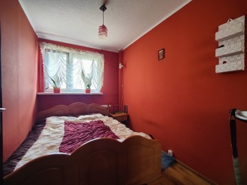 Sprzedam przestronne, rozkładowe 4 pok. mieszkanie, balkon