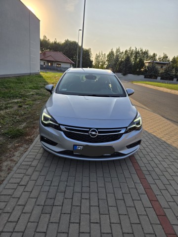 Opel astra 2017r 125 km Cosmo