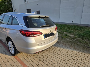 Opel astra 2017r 125 km Cosmo