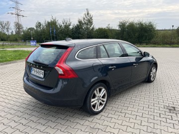 Volvo V60 2.0 DIESEL Zarejestrowane MOMENTUM Klimatronik