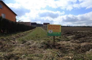 Na sprzedaż działki budowlane w Grąblinie, gm. Kramsk