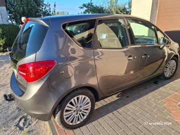 Sprzedam Opel Meriva 1,7 CDTI