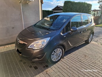 Sprzedam Opel Meriva 1,7 CDTI