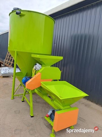 Mieszalnik pasz Twister - M01/5 2000kg (3kW) + Zgniatacz wal