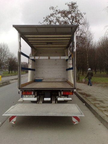 Usługi transportowe - Przeprowadzki, Transport towarowy