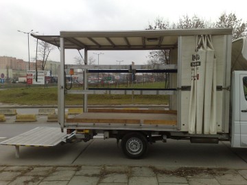 Usługi transportowe - Przeprowadzki, Transport towarowy