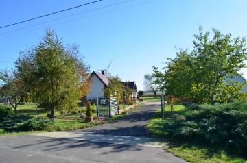 Atrakcyjne siedlisko z działką o pow. 2292m2 w Leśnicy gm.