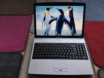 Laptop Medion Akoya WIM 2180