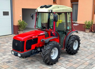 Ciągnik Antonio Carraro 4900XR stan bardzo dobry