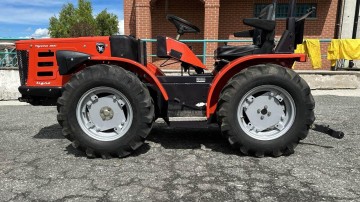 Ciągnik Antonio Carraro TGRT38 4WD