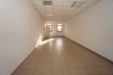 Do wynajęcia lokal 290 m2 - Konin