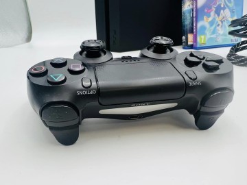 Konsola PS4 CUH-1004A 500 GB