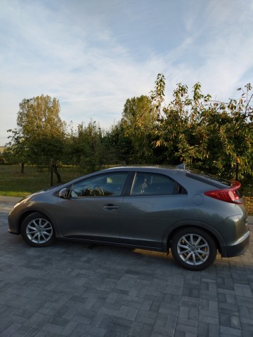 HONDA CIVIC IX 2013r 1.4 100km Przebieg 95 000km