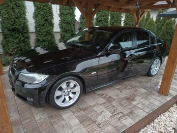 Sprzedam BMW 3 2.0 Benzyna 143 KM