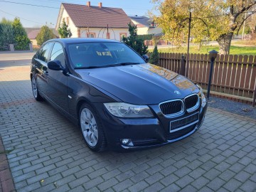 Sprzedam BMW 3 2.0 Benzyna 143 KM