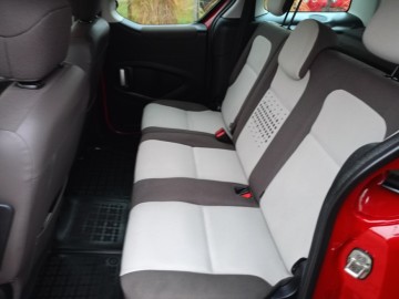 Citroën Berlingo 1.6 eHDI 92KM Multispace Automat Klima LED