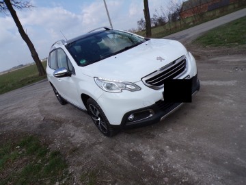 PEUGEOT 2008 NAVI SKÓRA ALU 1.6 BENZ 120 KM