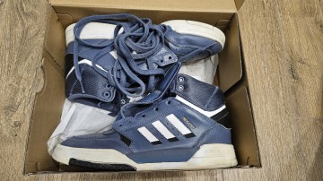 Sprzedam buty 39 1/3 Adidas