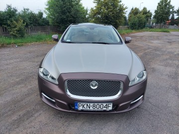 Jaguar XJ X351