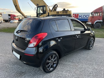 Hyundai i20 1.25 BENZYNA Klimatyzacja Ledy Tempomat 2xKOŁA